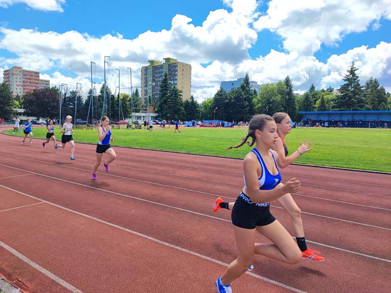 Michaela Daníšková a Suržinová Sarah