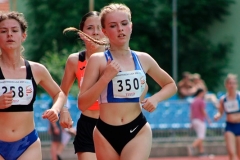 Zara Kubalová beh na 1500m