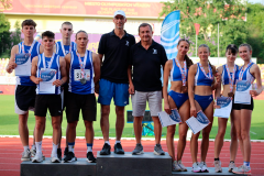 Štafety chlapcov a dievčat na 4x100m a tréneri Luboš Komárek a Ján Gigac